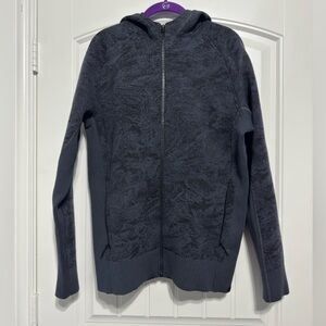 Lululemon End State Jacket in Graphite Grey / Black